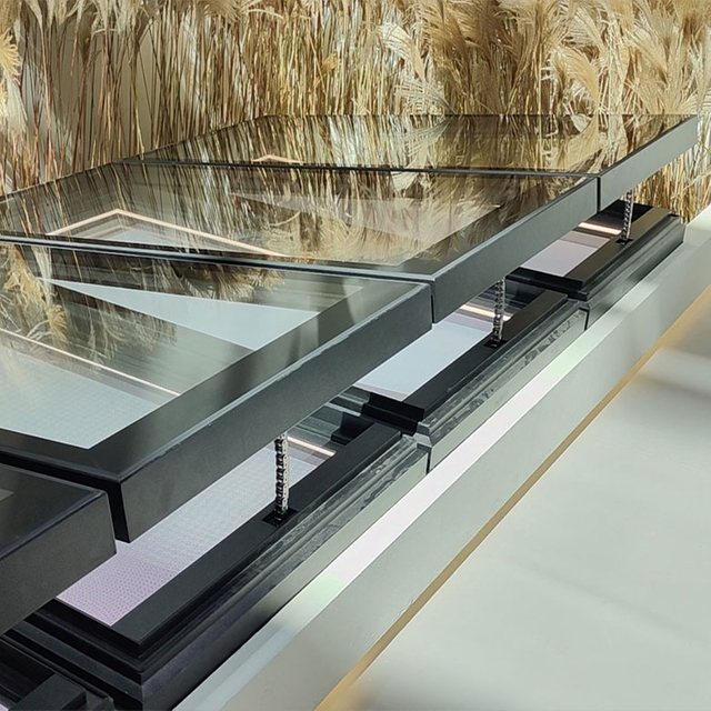 Light well motorized Extremely narrow hidden frame skylight
