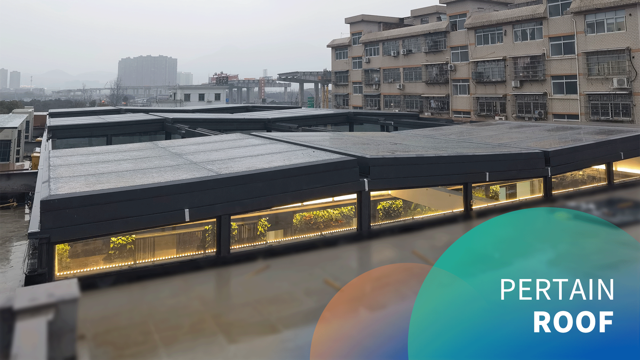 Electric large roof sliding skylight