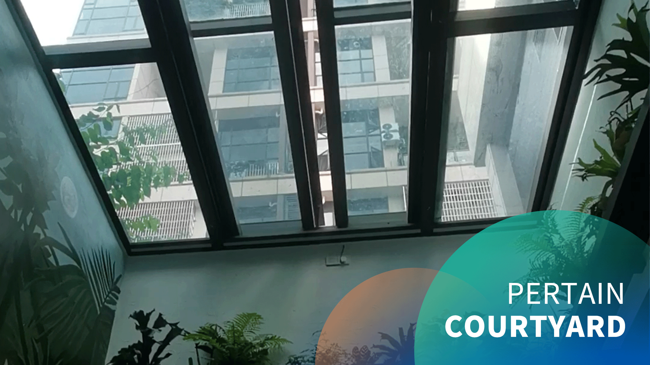 Motorized Horizontal Folio Yard Sliding Skylight