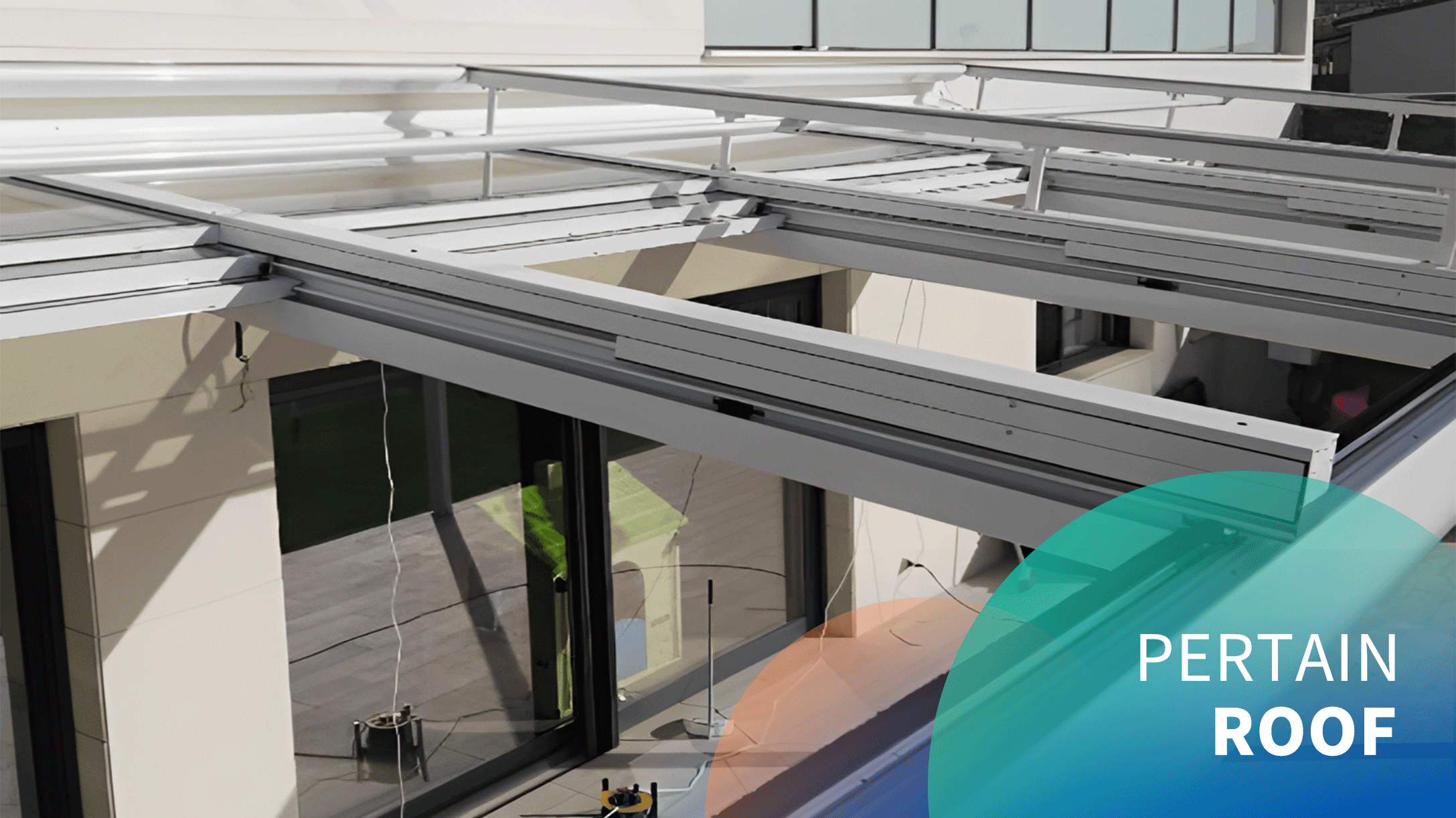 Electric roof retractable skylight