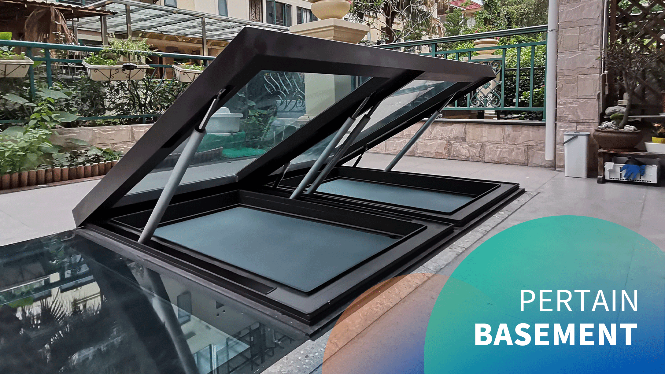 Electric basement 70° top-hung skylights