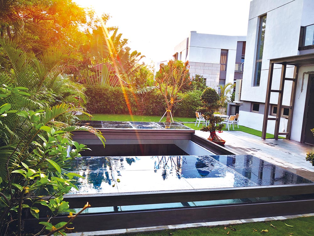 Large-Light-well-sliding-skylight.jpg